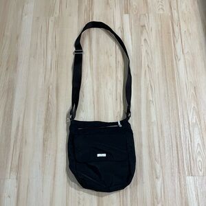 Baggali Crossbody Bag